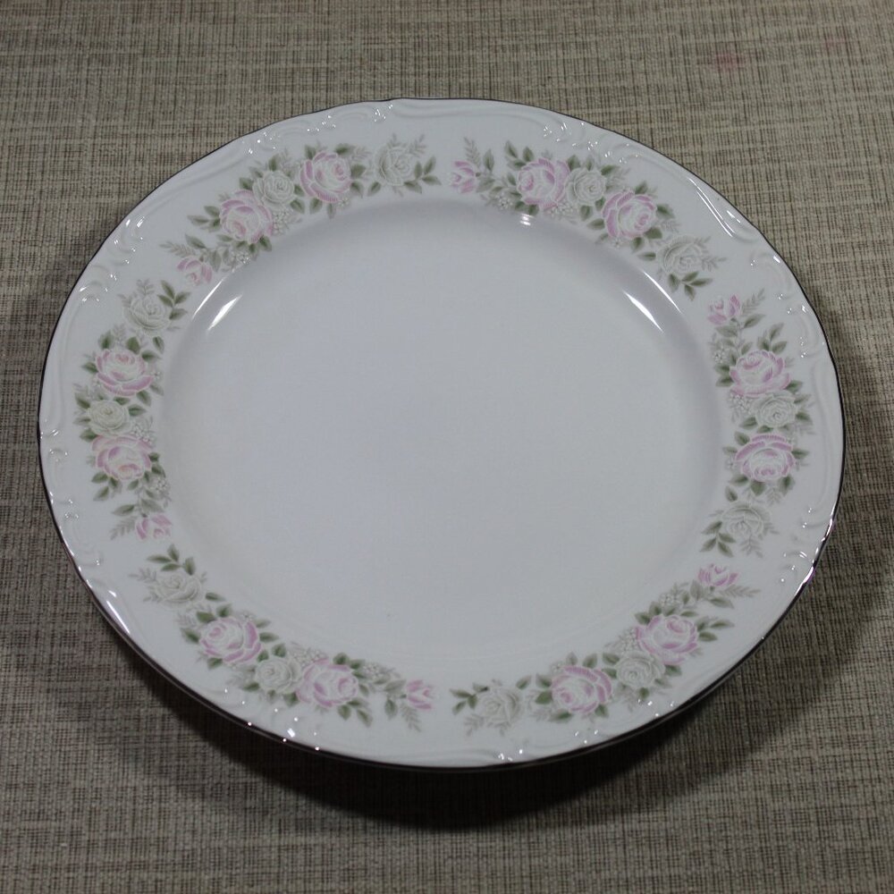 Sheffield Fine China Japan Classic 501 12" Serving Platter